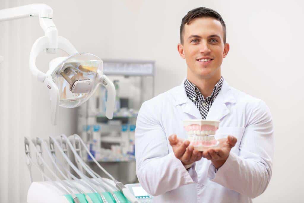 disci-fiyatlari-2025-guncel-dis-muayene-ucreti-0-tcyTmtXL Dişçi Fiyatları 2025 (Güncel Diş Muayene Ücreti)